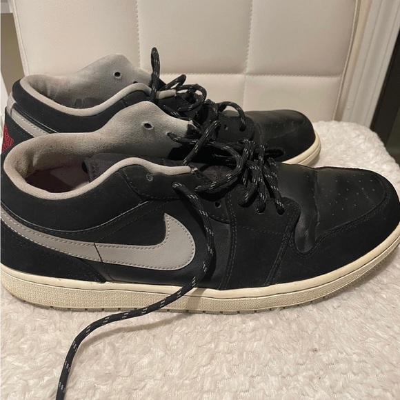 Air jordan 1 retro low black toe bread.Authentic one - Picture 5 of 7